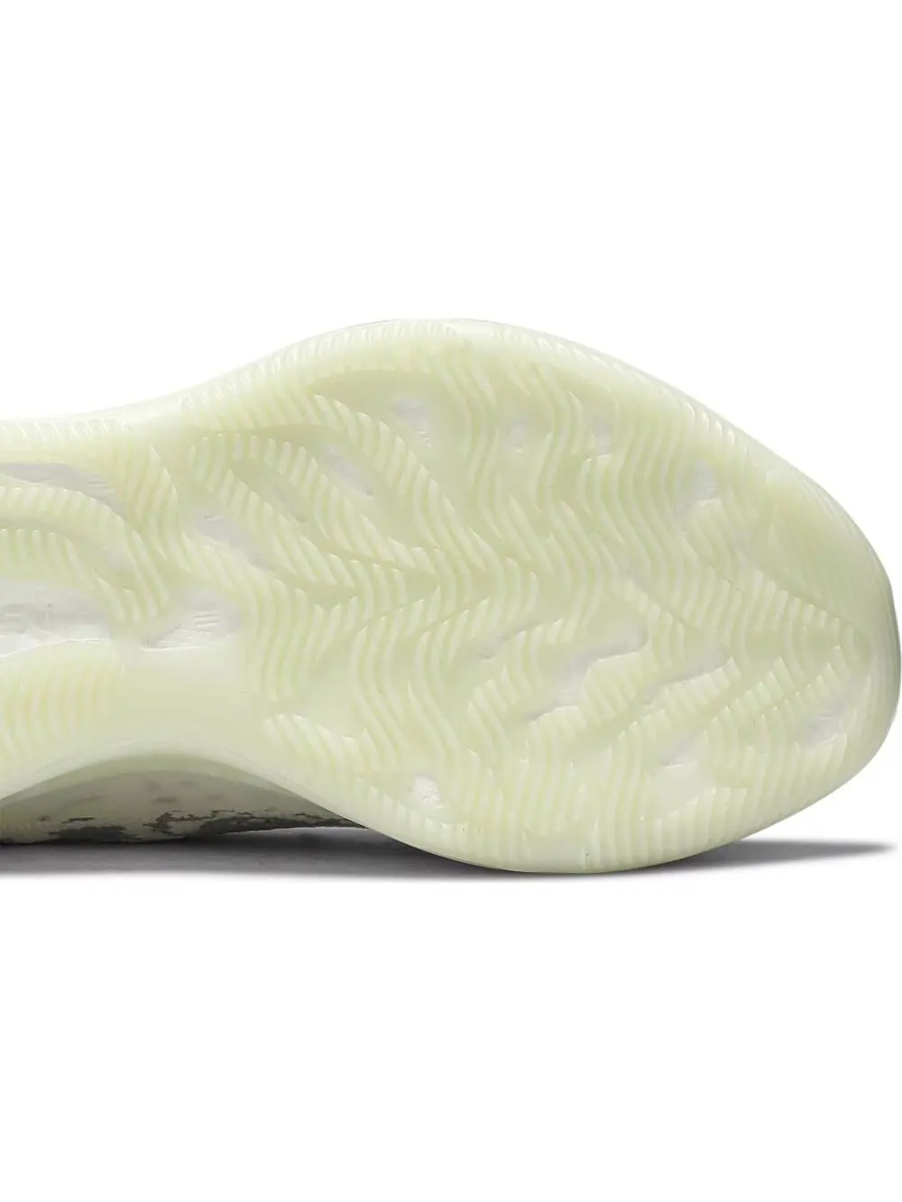Кроссовки Yeezy Boost 380 Alien, cеребряный — изображение 8 из 8, серебряный