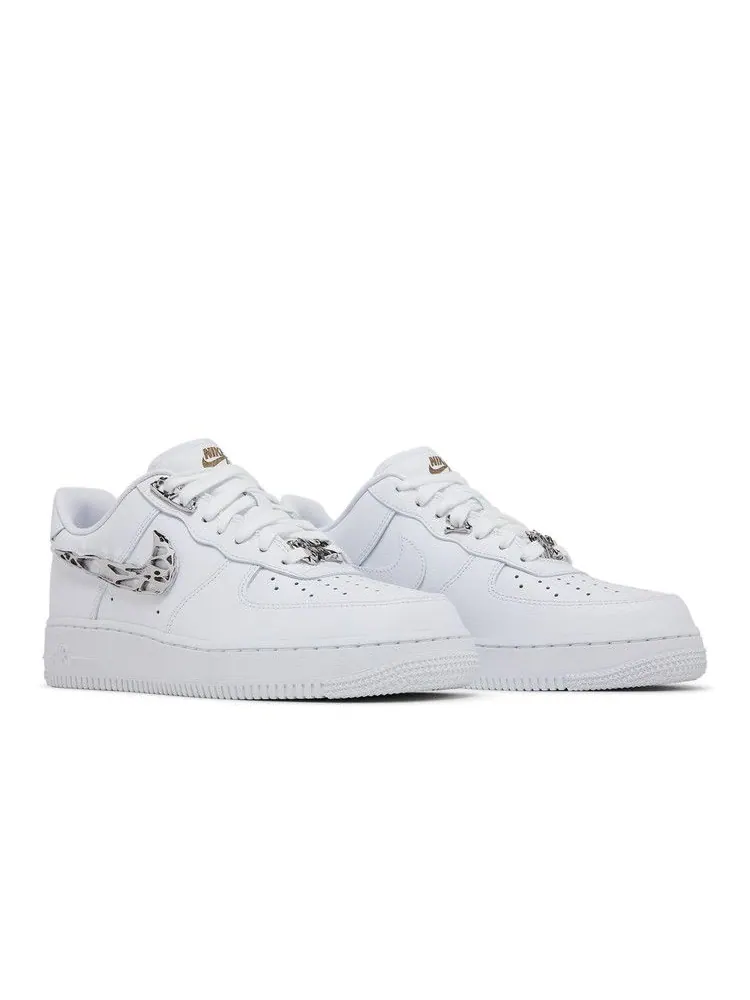 Кроссовки Nike Air Force 1 '07 Premium 'Molten Metal Swoosh Pack - Chrome' — изображение 9 из 9, белый/черный/белый/белый