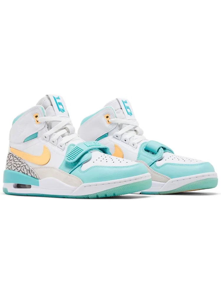 Кроссовки Air Jordan Guo Ailun x Jordan Legacy 312 'Jade' — изображение 8 из 8, белый