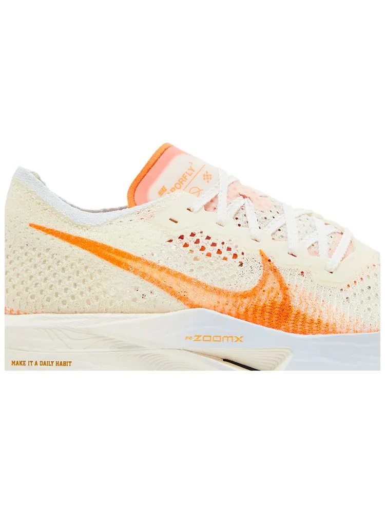 Кроссовки Nike Wmns ZoomX VaporFly Next% 3 'Bright Mandarin' — изображение 2 из 8, бежевый