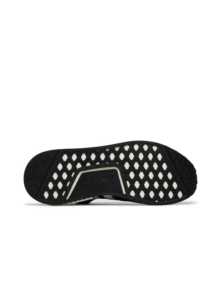 Кроссовки adidas NMD_R1 'Glitch - Black White' — изображение 5 из 9, черный/белый/черный