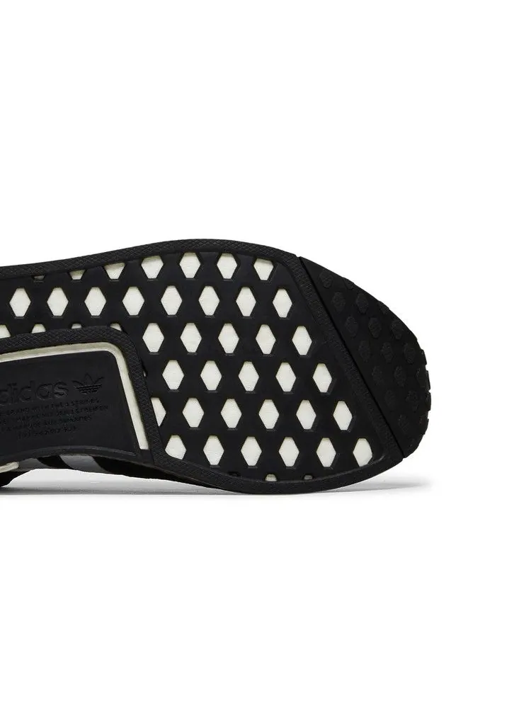 Кроссовки adidas NMD_R1 'Glitch - Black White' — изображение 6 из 9, черный/белый/черный