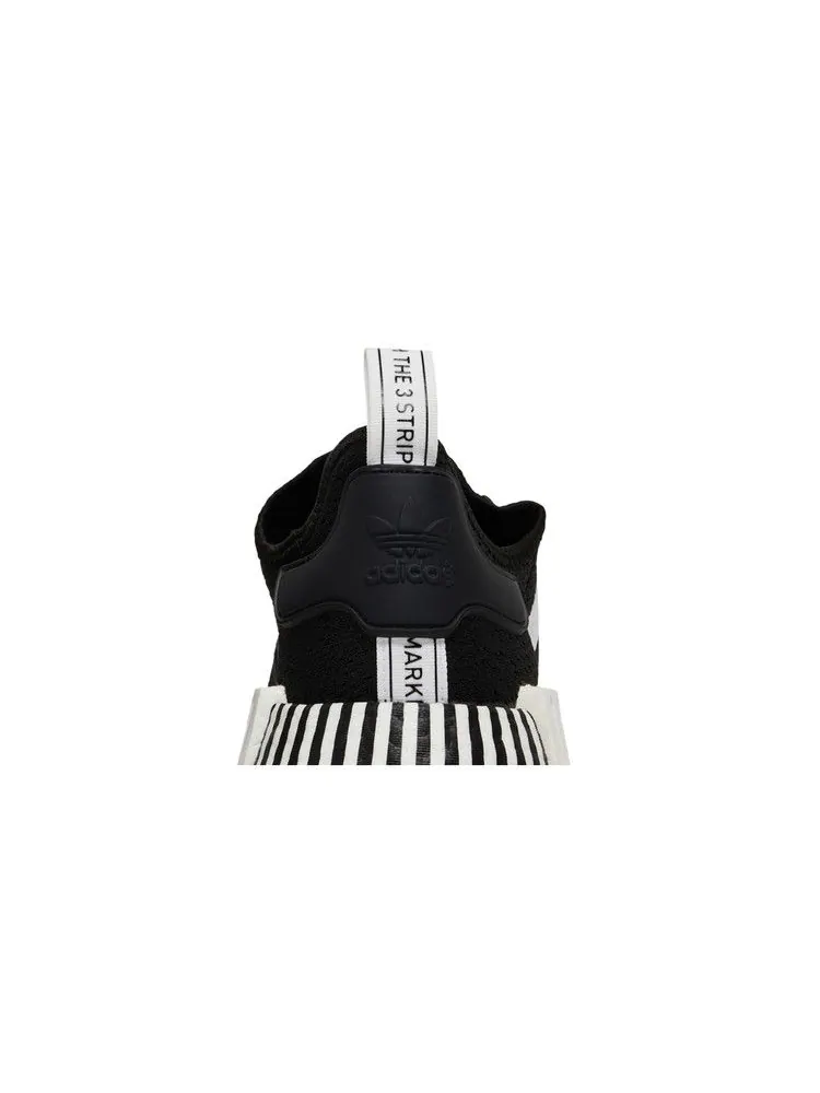 Кроссовки adidas NMD_R1 'Glitch - Black White' — изображение 8 из 9, черный/белый/черный
