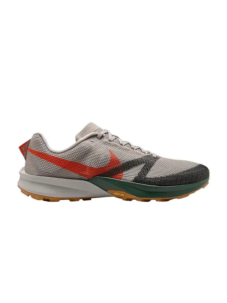 Кроссовки Nike Kiger 10 — изображение 1 из 1, серый яркий