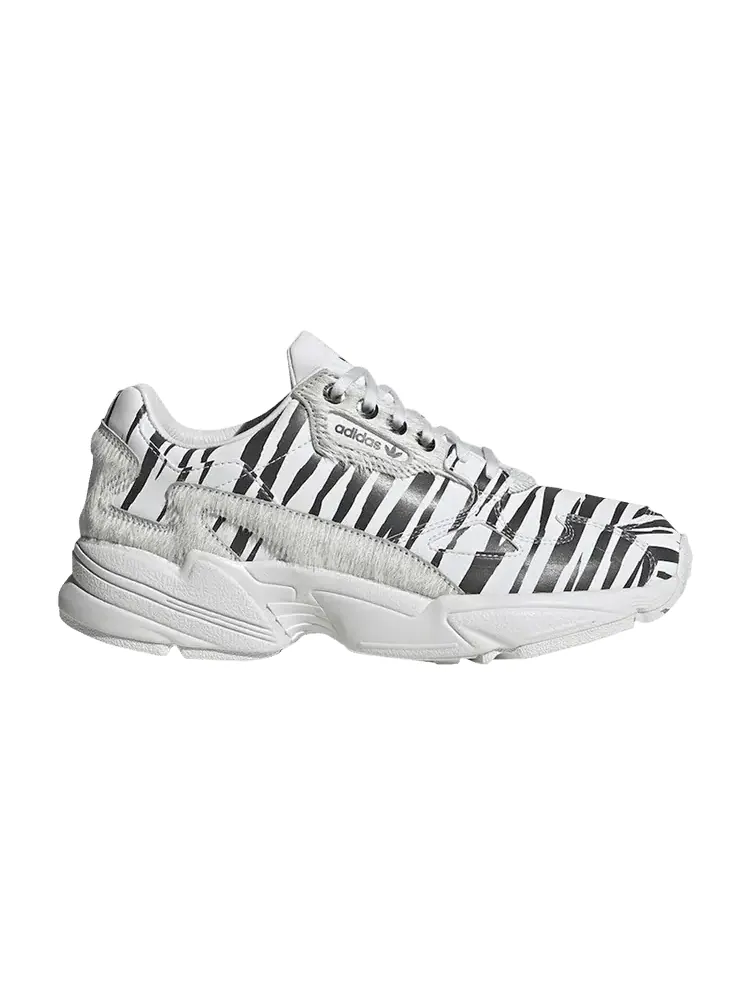 Кроссовки adidas Wmns Falcon 'Animal Pack' — изображение 1 из 1, белый/черный