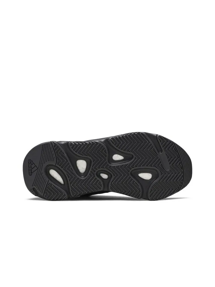Кроссовки adidas Yeezy Boost 700 MNVN Triple Black — изображение 4 из 6, черный