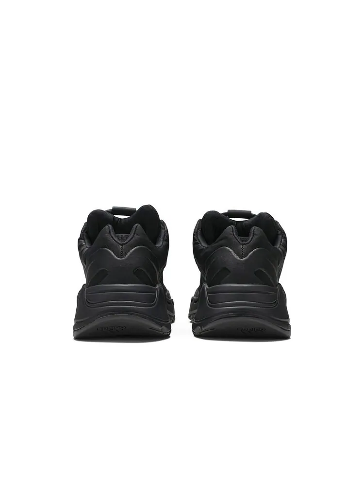 Кроссовки adidas Yeezy Boost 700 MNVN Triple Black — изображение 6 из 6, черный
