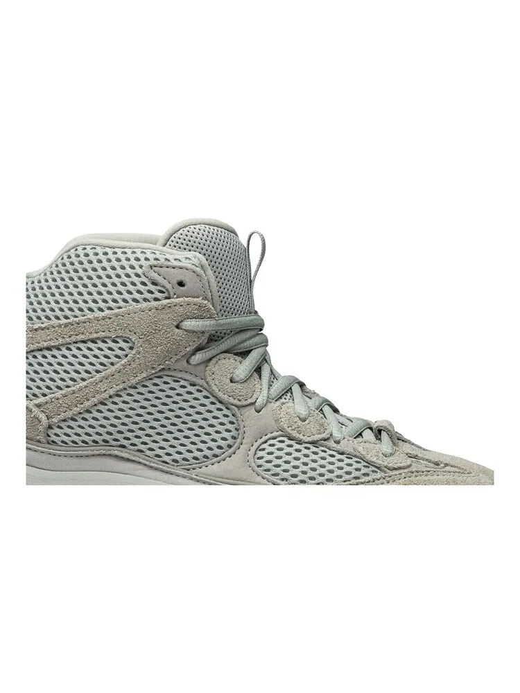Ботинки Adidas Yeezy Desert Boot — изображение 2 из 4, белый