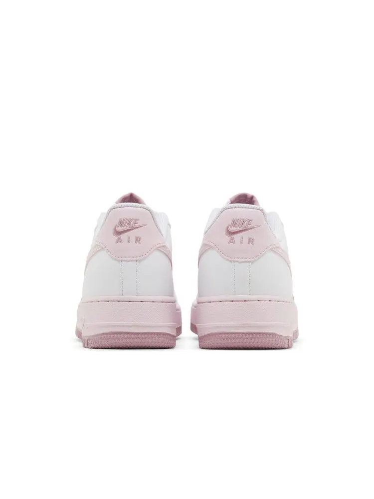 Кроссовки Nike Air Force 1 GS 'Valentine's Day 2024' — изображение 7 из 9, белый/розовый/розовый