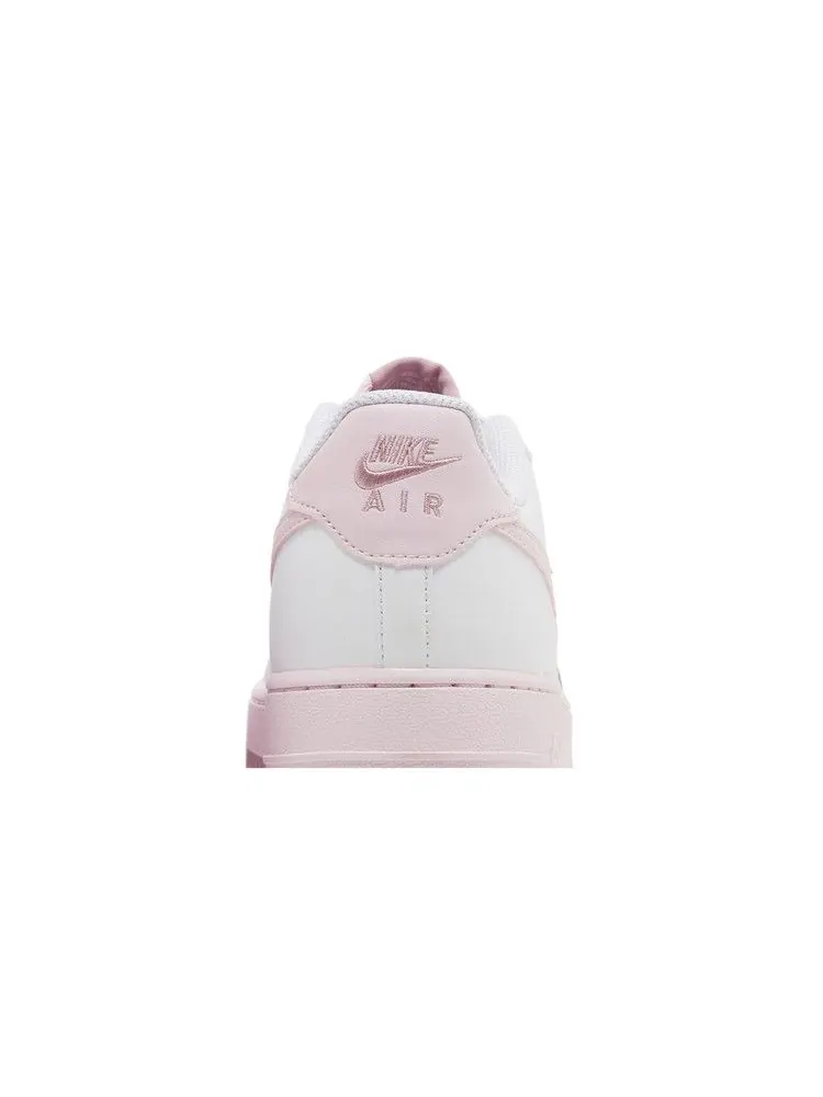 Кроссовки Nike Air Force 1 GS 'Valentine's Day 2024' — изображение 8 из 9, белый/розовый/розовый