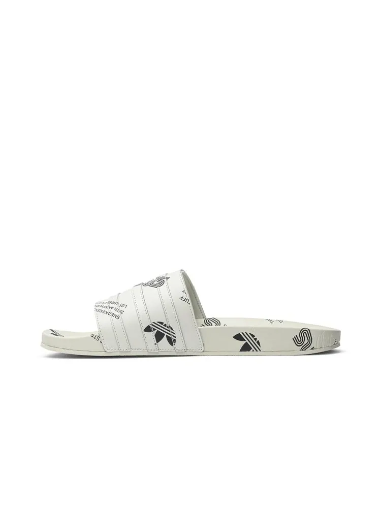 Кроссовки Adidas Sneakersnstuff x Adilette Slide — изображение 3 из 4, белый