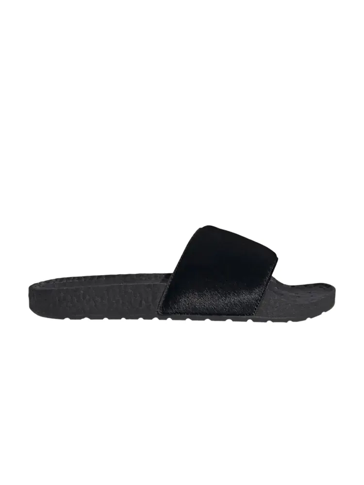 Шлепанцы Adilette Boost Slides 'Triple Black' — изображение 1 из 1, черный