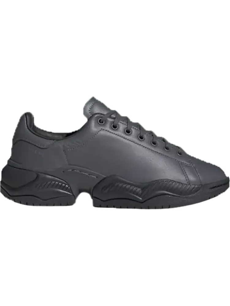 Кроссовки Adidas Type 02 'Grey' — изображение 1 из 1, загар