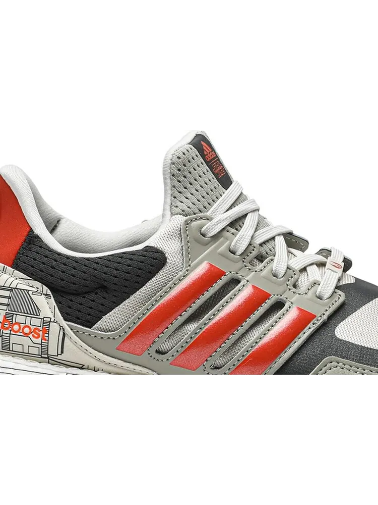 Кроссовки Adidas Star Wars x UltraBoost 'X-Wing Starfighter' — изображение 2 из 8, загар