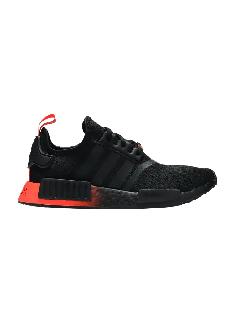 Кроссовки adidas Star Wars x NMD_R1 J 'Darth Vader' — изображение 1 из 9, черный/черный/красный