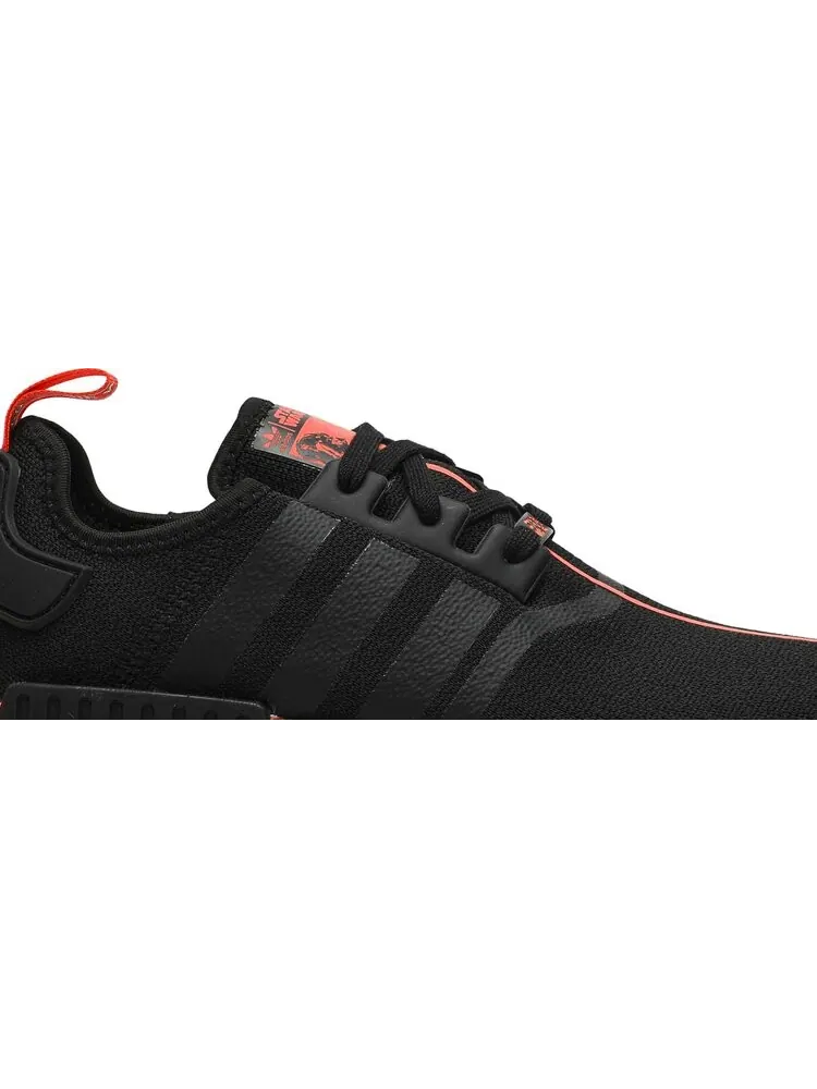 Кроссовки Adidas Star Wars x NMD_R1 'Darth Vader' — изображение 2 из 8, черный
