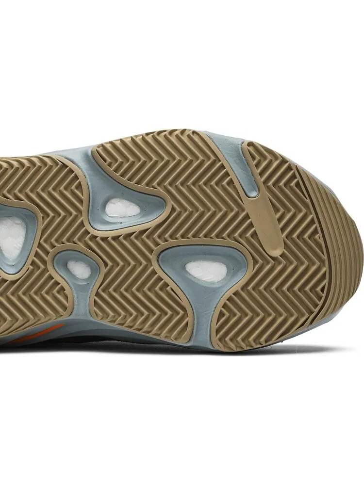 Кроссовки Adidas Yeezy Boost 700 'Carbon Blue' — изображение 5 из 8, синий