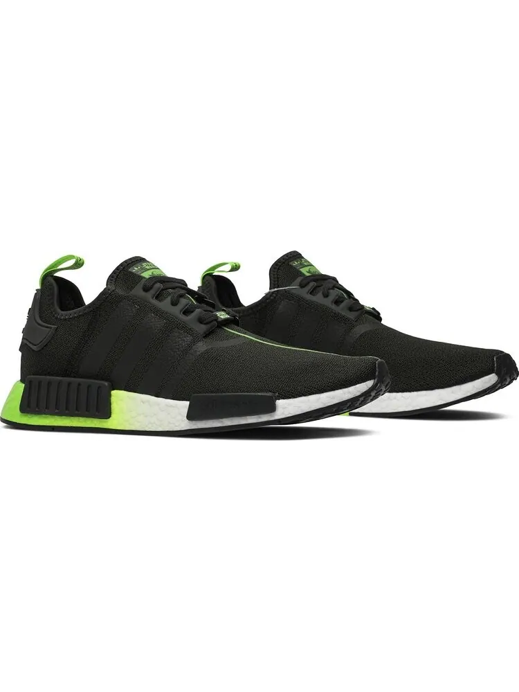 Кроссовки Adidas Star Wars x NMD_R1 'Yoda' — изображение 8 из 8, зеленый
