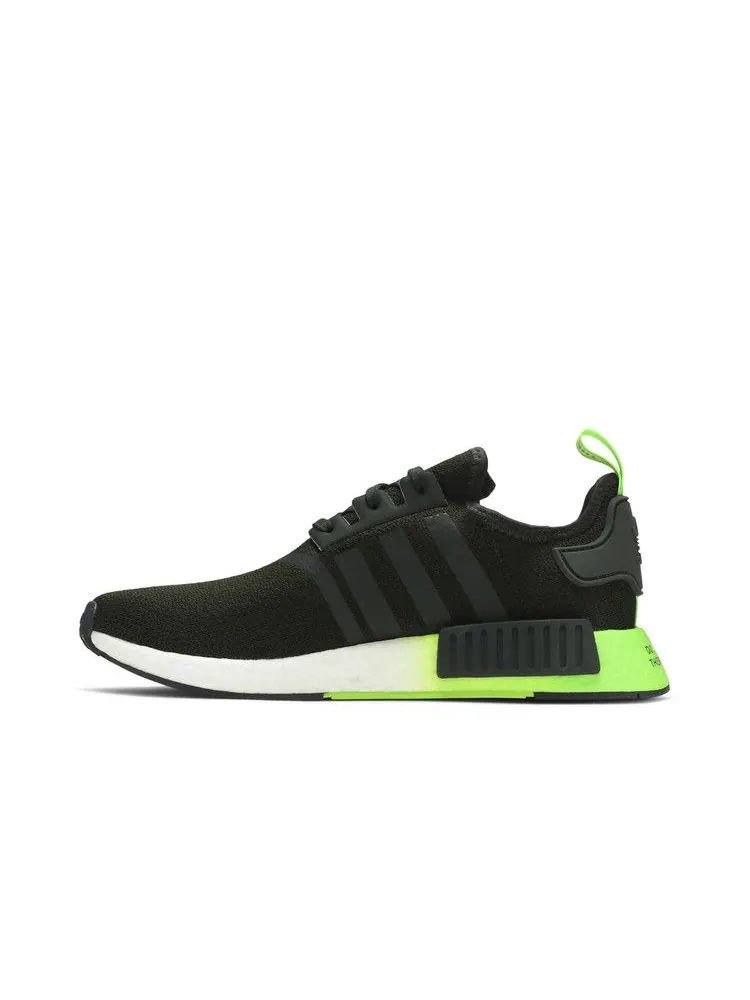 Кроссовки adidas Star Wars x NMD_R1 J 'Yoda' — изображение 4 из 9, зеленый