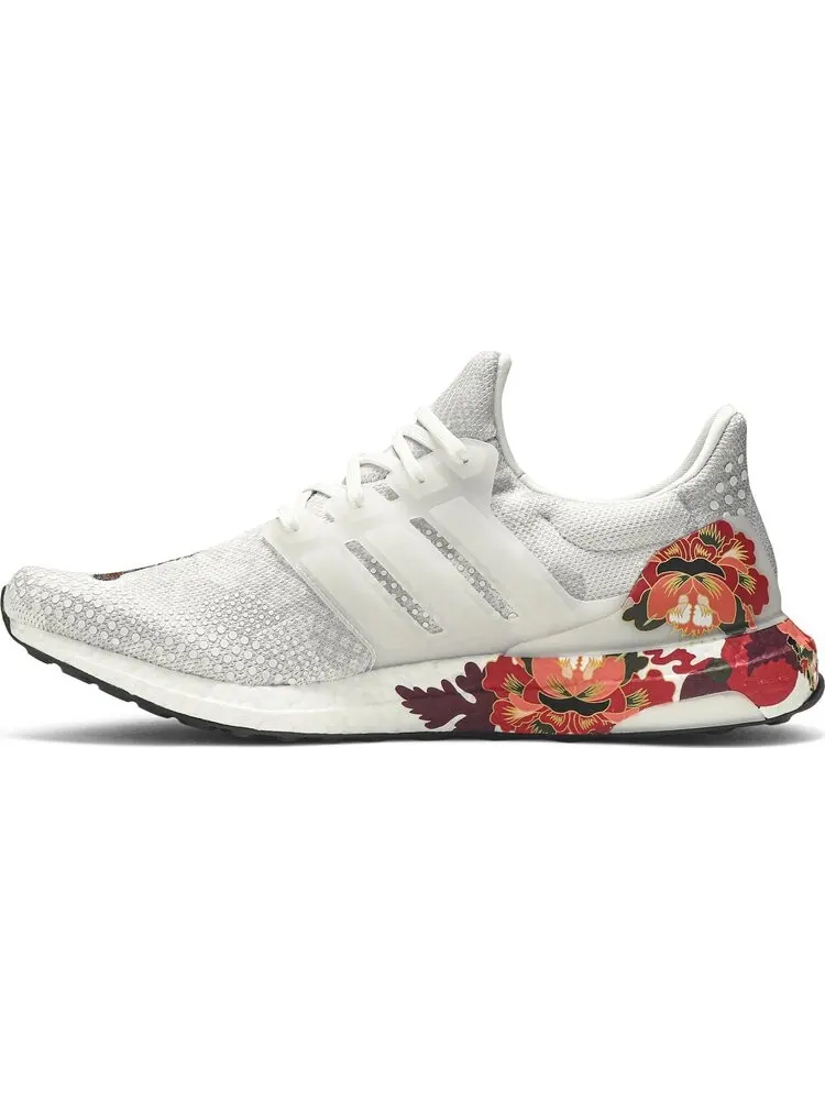 Кроссовки Adidas UltraBoost OG 'Chinese New Year' — изображение 3 из 8, серый