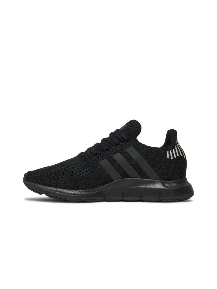Кроссовки Adidas Wmns Swift Run — изображение 3 из 4, черный