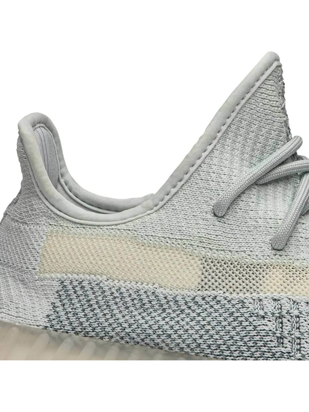 Кроссовки Yeezy Boost 350 V2 Cloud White Reflective — изображение 7 из 8, белый