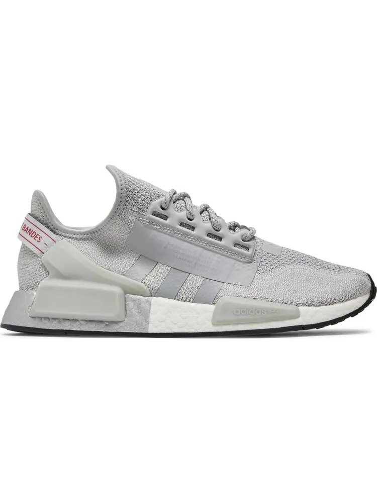 Кроссовки Adidas NMD_R1 V2 'Silver Boost' — изображение 1 из 8, серебряный