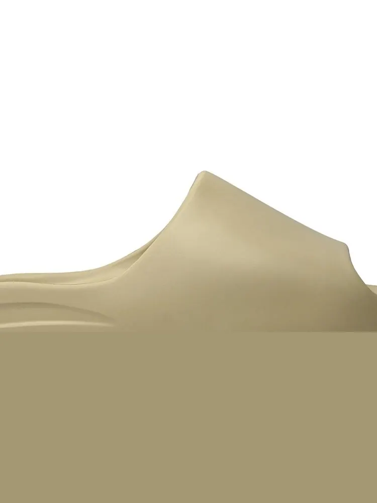 Сандалии Adidas Yeezy Slides 'Desert Sand' — изображение 2 из 8, загар