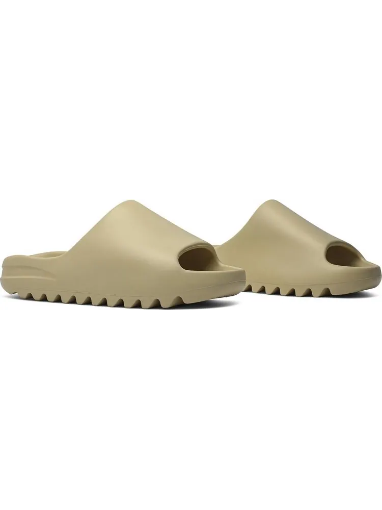 Сандалии Adidas Yeezy Slides 'Desert Sand' — изображение 8 из 8, загар