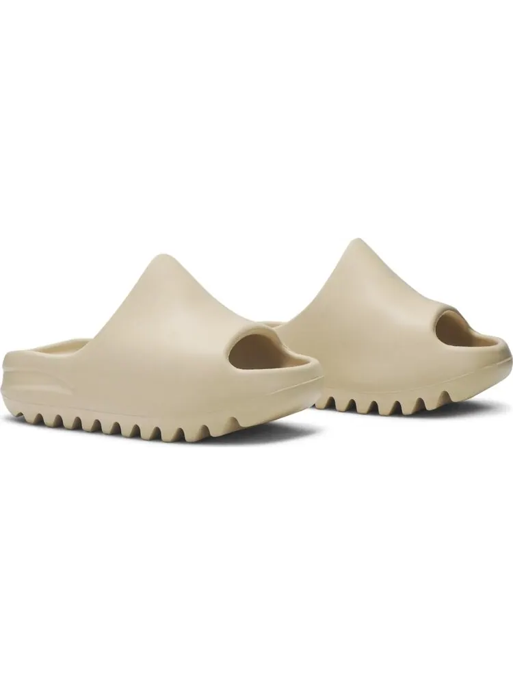 Сандалии Adidas Yeezy Slides Kids 'Desert Sand' — изображение 8 из 8, загар
