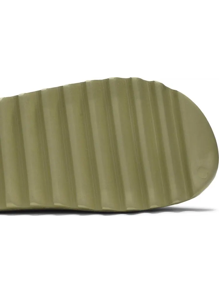 Сандалии Adidas Yeezy Slides 'Resin' — изображение 5 из 8, загар