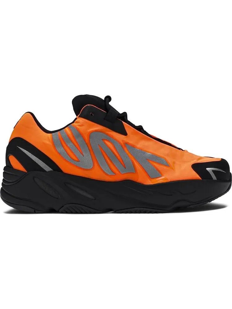 Кроссовки Adidas Yeezy Boost 700 MNVN Kids 'Orange' — изображение 1 из 8, оранжевый