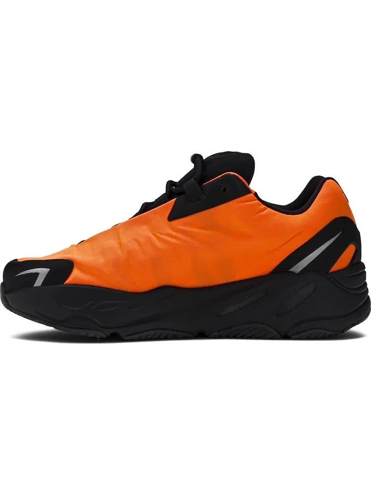 Кроссовки Adidas Yeezy Boost 700 MNVN Kids 'Orange' — изображение 3 из 8, оранжевый