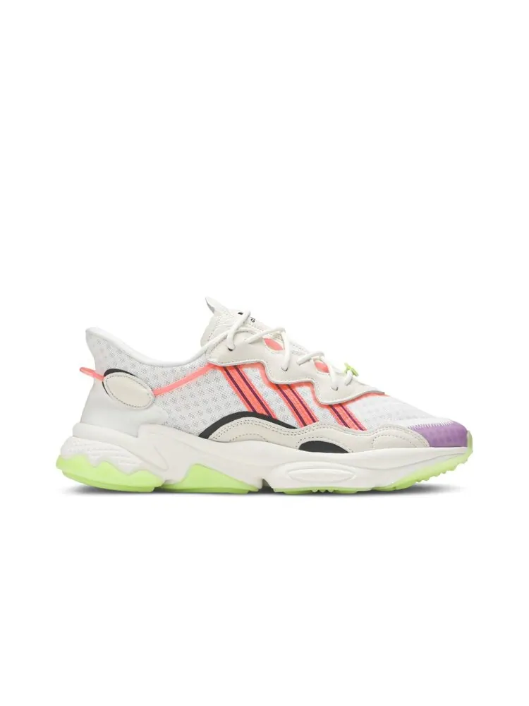 Кроссовки Adidas Ozweego — изображение 1 из 4, белый