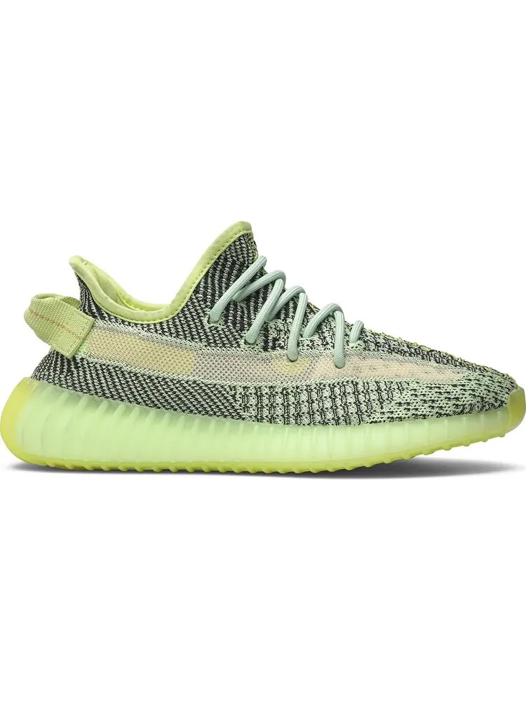 Кроссовки Adidas Yeezy Boost 350 V2 — изображение 1 из 8, зеленый/черный