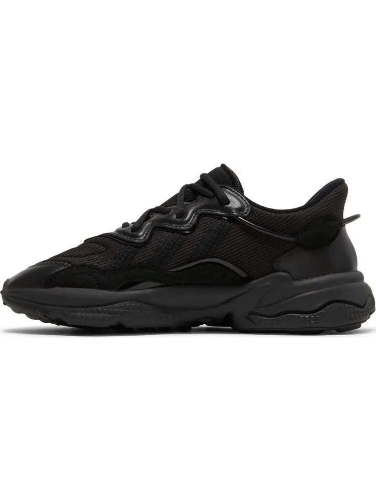 Кроссовки Adidas Ozweego 'Triple Black' — изображение 3 из 8, черный