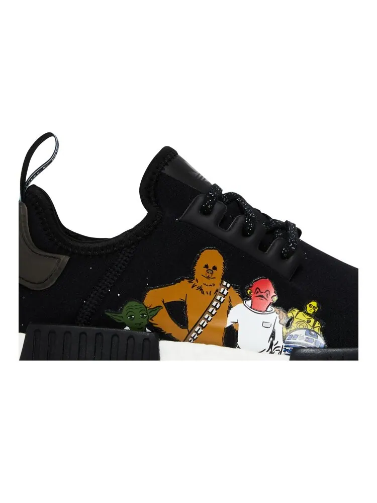 Кроссовки Adidas Star Wars x NMD_R1 Big Kid — изображение 2 из 4, черный