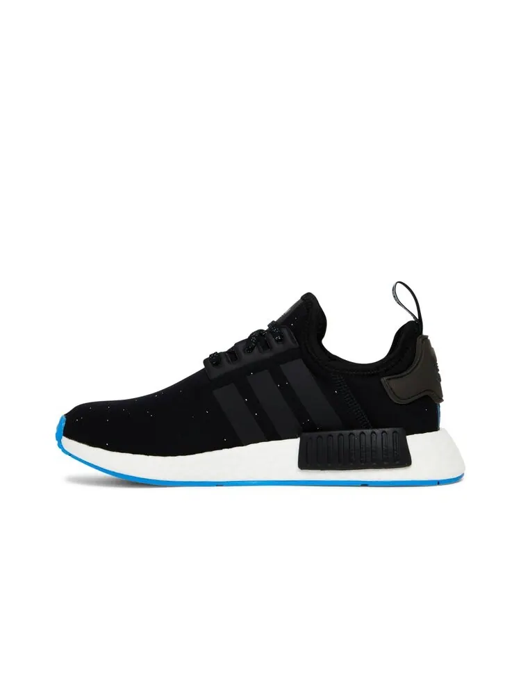 Кроссовки Adidas Star Wars x NMD_R1 Big Kid — изображение 3 из 4, черный