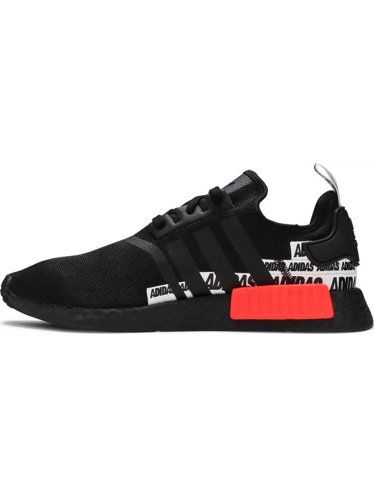 Кроссовки Adidas NMD_R1 'Wordmark Heel Stripe - Black Solar Red' — изображение 3 из 8, черный