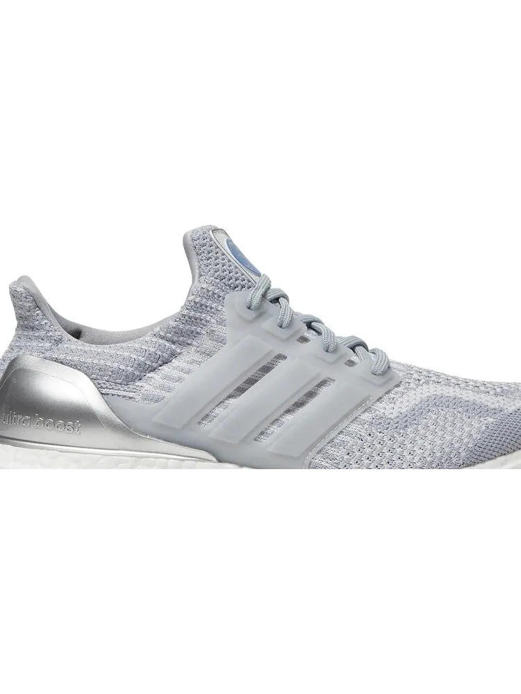 Кроссовки Adidas NASA x UltraBoost DNA 'Halo Silver' — изображение 2 из 8, серебряный