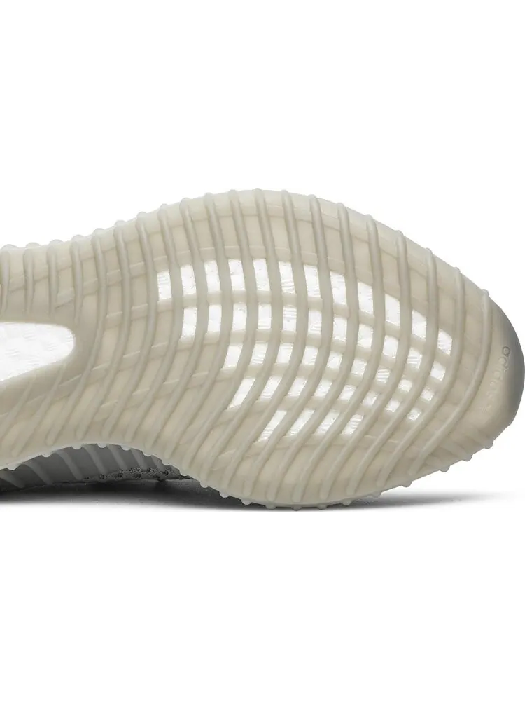 Кроссовки Adidas Yeezy Boost 350 V2 — изображение 5 из 8, серый/красный