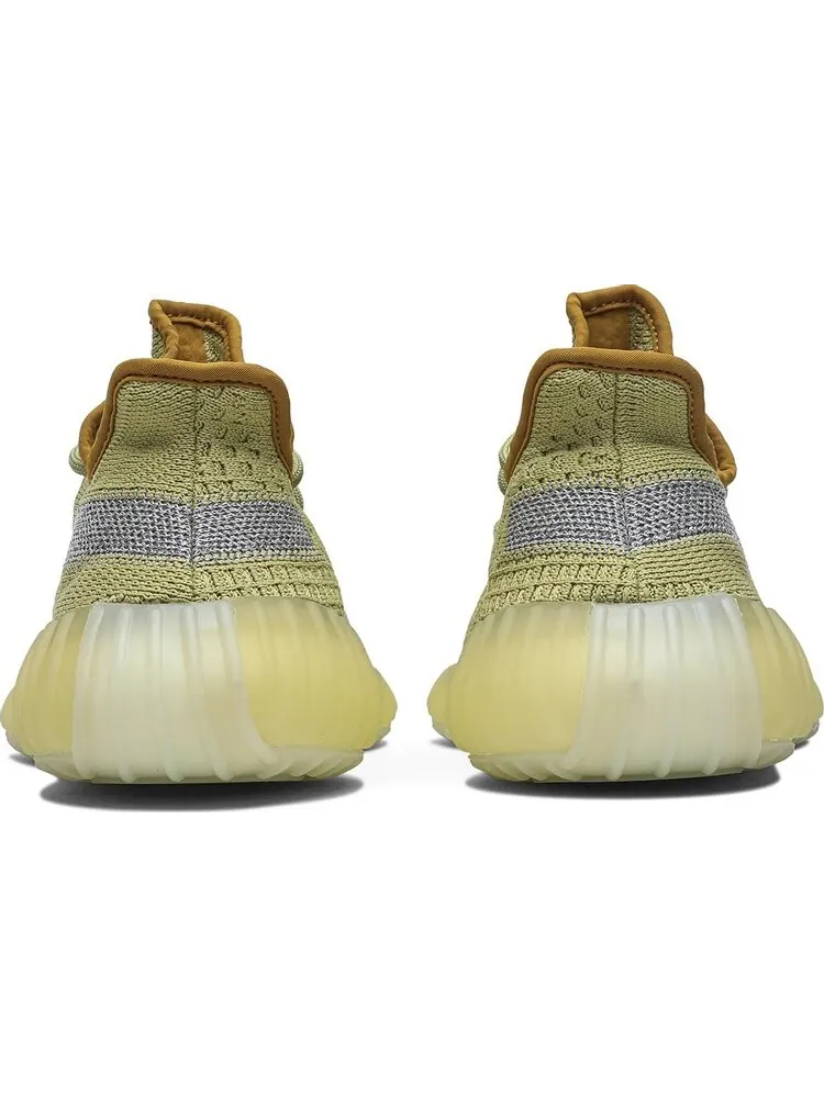Кроссовки Adidas Yeezy Boost 350 V2 'Marsh' — изображение 6 из 9, желтый
