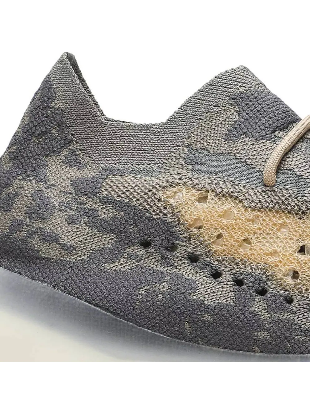 Кроссовки Yeezy Boost 380 Mist Non-Reflective — изображение 6 из 8, бежевый