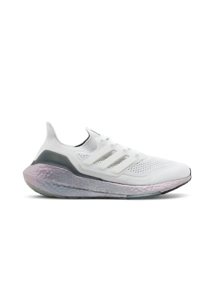 Кроссовки Adidas UltraBoost 21 — изображение 1 из 4, белый