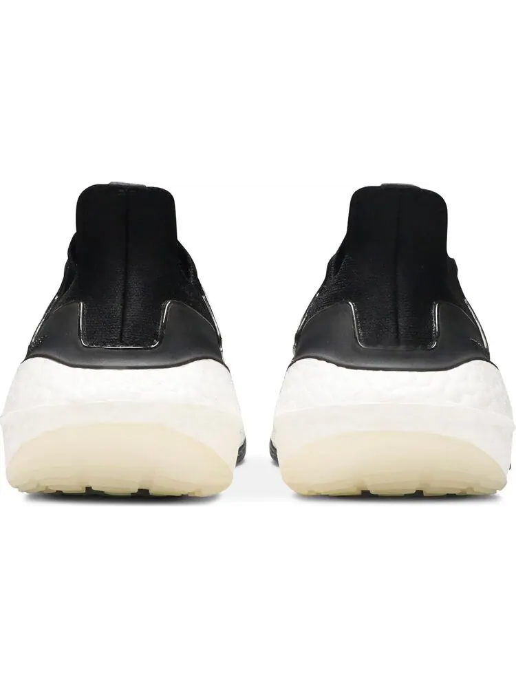 Кроссовки Adidas Wmns UltraBoost 21 'Core Black' — изображение 6 из 8, черный