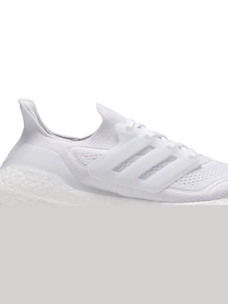 Кроссовки Adidas Wmns UltraBoost 21 — изображение 2 из 8, белый