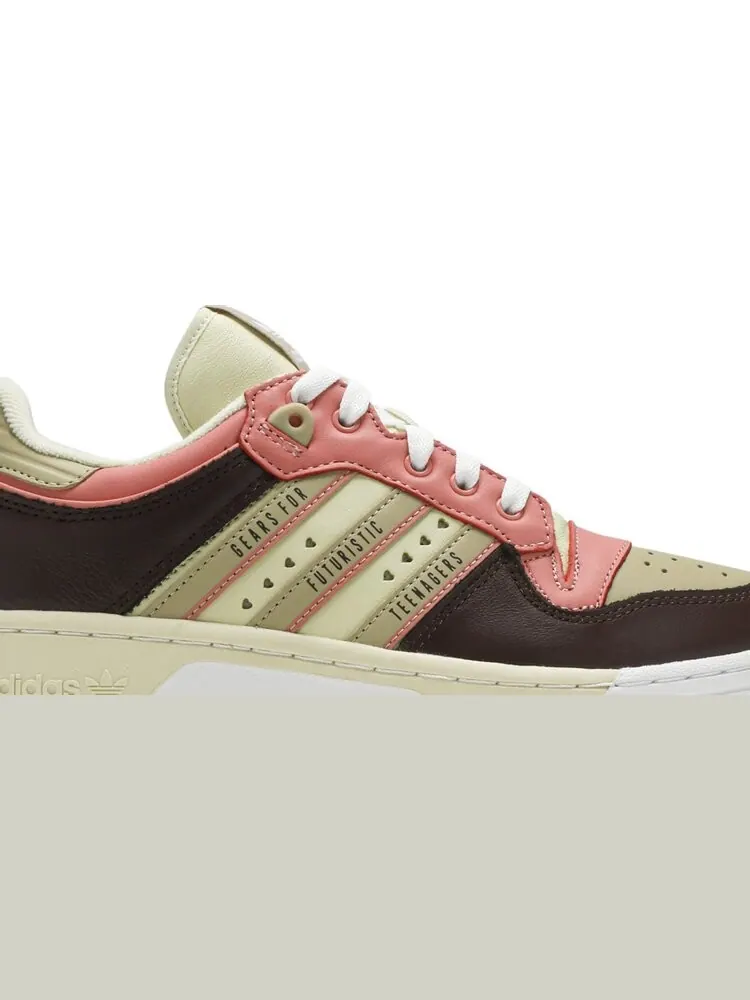Кроссовки Adidas Human Made x Rivalry Low 'Sand Brown' — изображение 2 из 8, загар