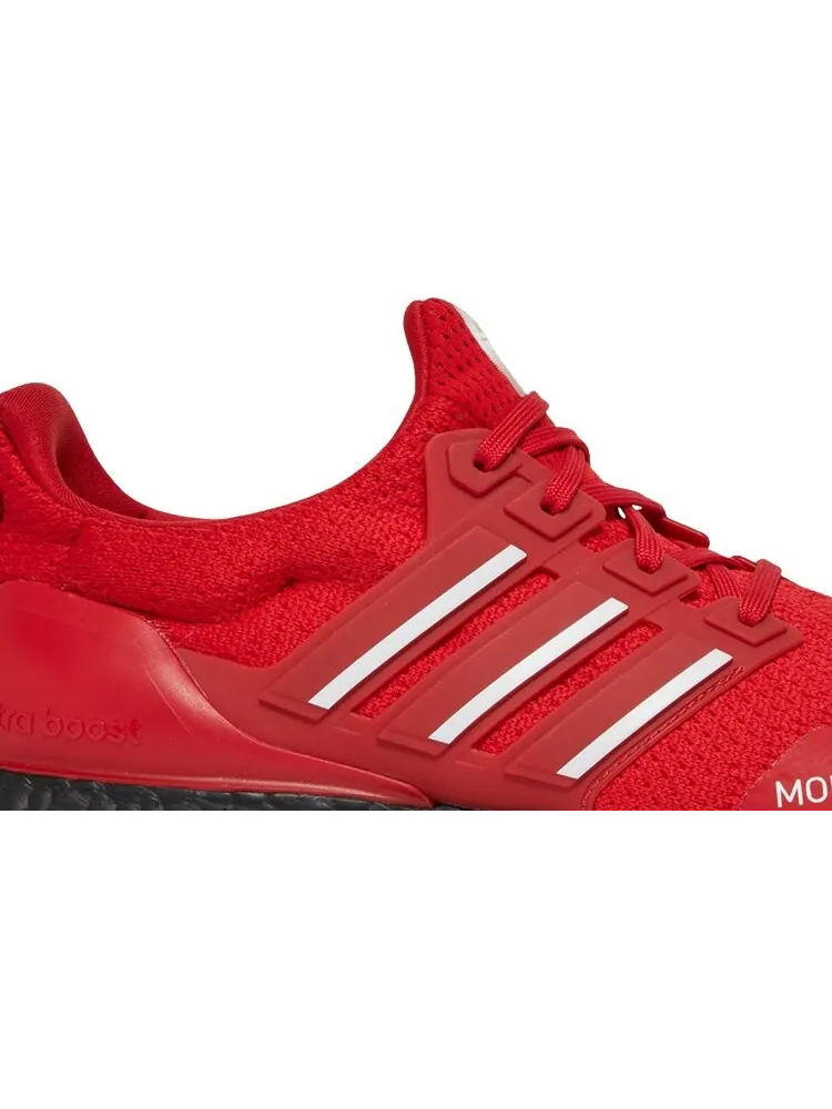 Кроссовки Adidas UltraBoost DNA 'Montreal' — изображение 2 из 8, красный