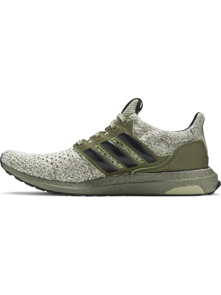 Кроссовки Adidas Star Wars x UltraBoost DNA 'Yoda' — изображение 3 из 8, зеленый