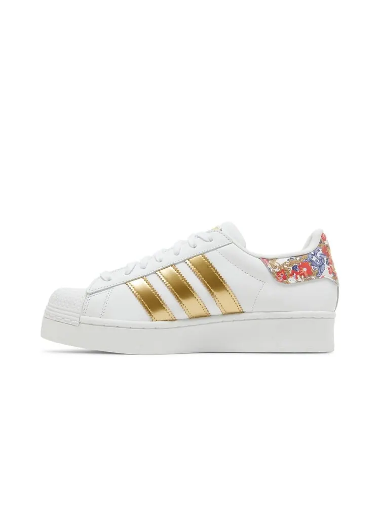 Кроссовки Adidas Her Studio London x Wmns Superstar Bold — изображение 3 из 4, белый